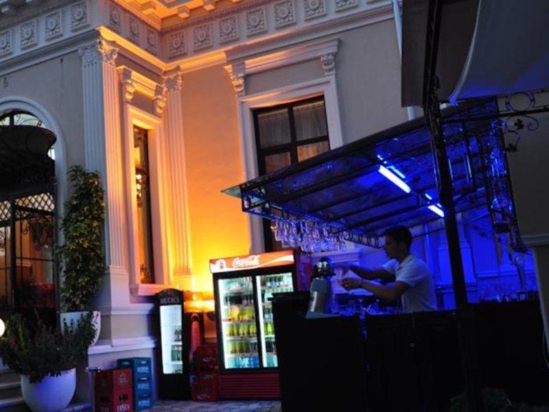 Vigo Grand Hotel Ploieşti Esterno foto